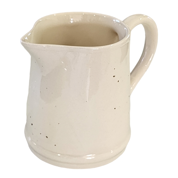 Vintage Bone White Ceramic Pitcher Embossed Hen Farmhouse Style‎ 6H x 8W - Picture 4 of 8